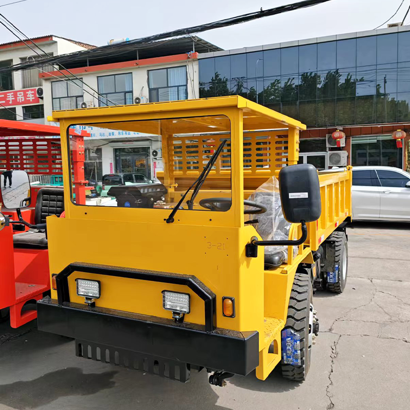 山东一矿重工8吨建议驾驶室矿山车